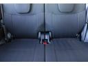 リアシートになります。シートのヘタリが少なく、シート切れ等もございません。純正フロアマットを装着しております。