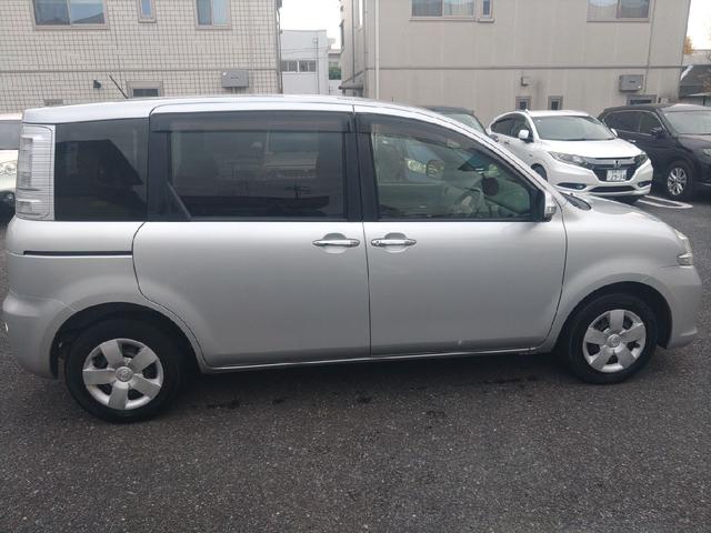 シエンタ ＤＩＣＥ－Ｇ　ナビ　ＥＴＣ（4枚目）