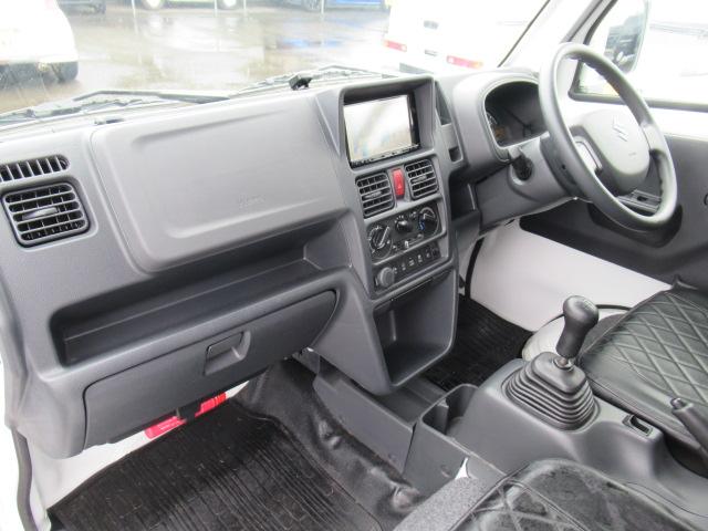 スーパーキャリイ Ｘ　５速ＭＴ　４ＷＤ　ナビ　ＴＶ　ＥＴＣ　デュアルカメラＢサポート　キーレス　スペアキー　荷台マット　サイドプロテクター　オーバヘッドコンソール　パワステ　パワーウインドウ　走行１万キロ台　修復歴無し（40枚目）