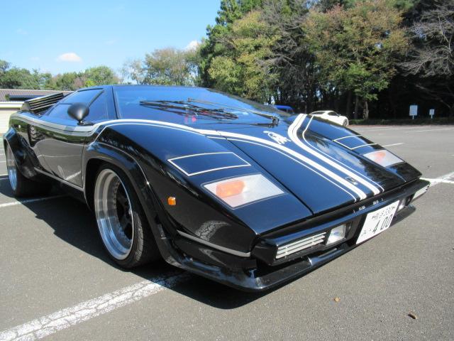 カウンタック ＬＰ４００Ｓ　５速ＭＴ　エンジンフルＯＨ済み（クランクシャフトバランス取り）　ピストン、リング、メタル新品　バルブすり合わせ　ワンオフマフラー　エギゾースト　パナスポーツアルミ　ＡＰレーシングブレーキキット（7枚目）