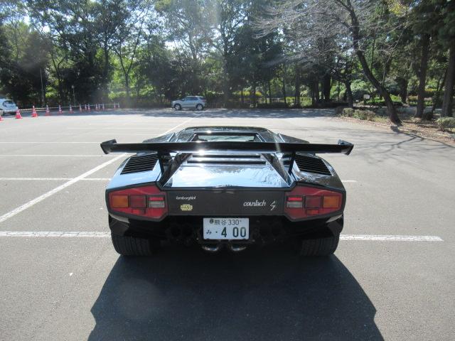 カウンタック ＬＰ４００Ｓ　５速ＭＴ　エンジンフルＯＨ済み（クランクシャフトバランス取り）　ピストン、リング、メタル新品　バルブすり合わせ　ワンオフマフラー　エギゾースト　パナスポーツアルミ　ＡＰレーシングブレーキキット（13枚目）