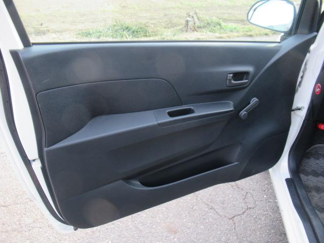 ミラ ＴＸ　ＴＸ　５速ＭＴ　３ドア　バン　ＥＴＣ　キーレス　ドアバイザー　車検令和８年１２月　走行４万キロ台　修復歴無し（38枚目）