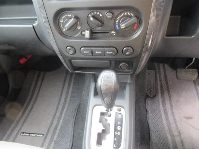 ジムニー ランドベンチャー　オートマ　キーレス　スペアキー　ナビ　ワンセグ　ドアバイザー　ルーフキャリア　ルーフボックス　ＥＴＣ　マッドフラップ　車検令和９年２月２８日（29枚目）