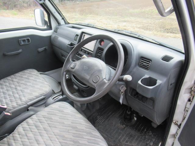ハイゼットトラック エアコン・パワステ ツインカムスペシャル オートマ 切り替え式4WD パワステ エアコン ドアバイザー ディスプレイオーディオ 修復歴無し 軽トラ 検二年付き(28枚目)