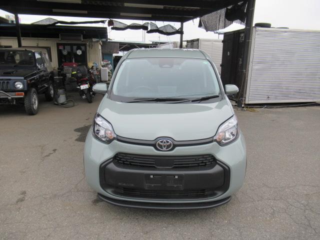 シエンタ ハイブリッドＸ　トヨタ純正ナビ　ＴＶ　スマートキー　Ｂｌｕｅｔｏｏｔｈ　前後クリアランスソナー　オートクルーズ　左パワースライドドア　前後ドラレコ　５人乗り　ハイブリッド　走行１万キロ台（3枚目）