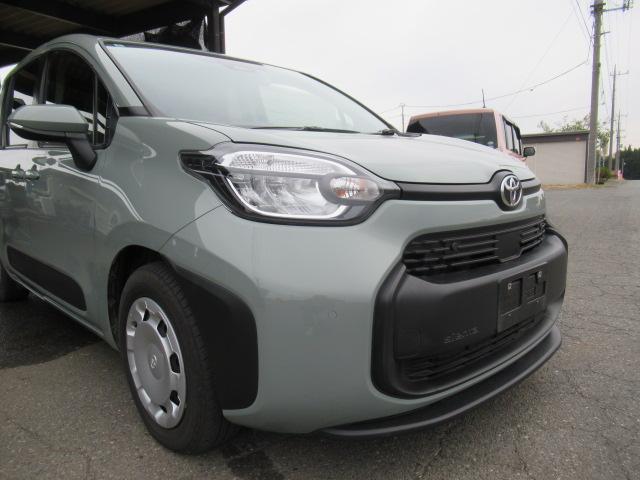 シエンタ ハイブリッドＸ　トヨタ純正ナビ　ＴＶ　スマートキー　Ｂｌｕｅｔｏｏｔｈ　前後クリアランスソナー　オートクルーズ　左パワースライドドア　前後ドラレコ　５人乗り　ハイブリッド　走行１万キロ台（5枚目）