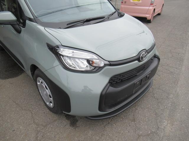 シエンタ ハイブリッドＸ　トヨタ純正ナビ　ＴＶ　スマートキー　Ｂｌｕｅｔｏｏｔｈ　前後クリアランスソナー　オートクルーズ　左パワースライドドア　前後ドラレコ　５人乗り　ハイブリッド　走行１万キロ台（6枚目）