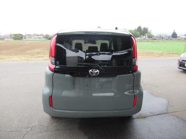 シエンタ ハイブリッドＸ　トヨタ純正ナビ　ＴＶ　スマートキー　Ｂｌｕｅｔｏｏｔｈ　前後クリアランスソナー　オートクルーズ　左パワースライドドア　前後ドラレコ　５人乗り　ハイブリッド　走行１万キロ台（11枚目）