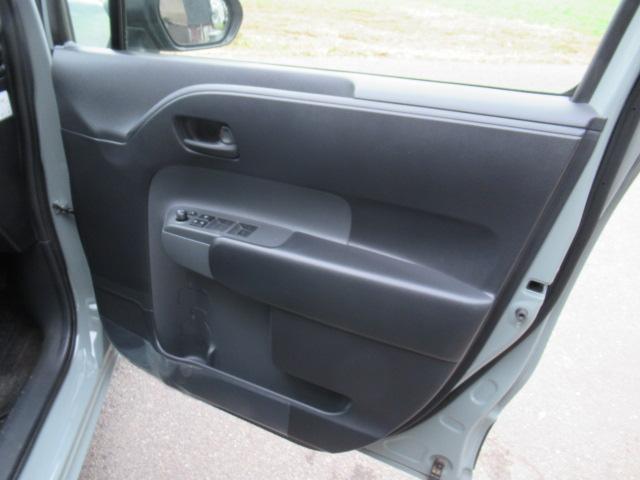 シエンタ ハイブリッドＸ　トヨタ純正ナビ　ＴＶ　スマートキー　Ｂｌｕｅｔｏｏｔｈ　前後クリアランスソナー　オートクルーズ　左パワースライドドア　前後ドラレコ　５人乗り　ハイブリッド　走行１万キロ台（34枚目）