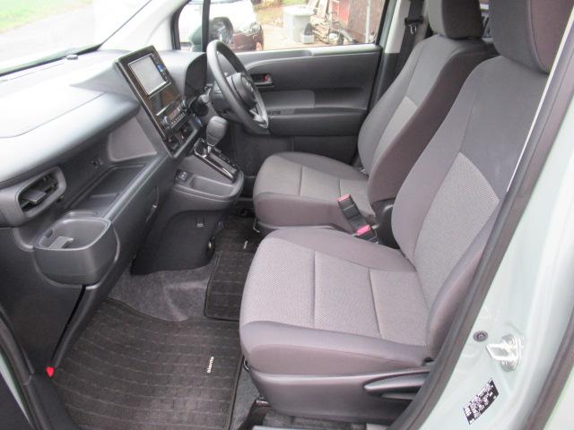 シエンタ ハイブリッドＸ　トヨタ純正ナビ　ＴＶ　スマートキー　Ｂｌｕｅｔｏｏｔｈ　前後クリアランスソナー　オートクルーズ　左パワースライドドア　前後ドラレコ　５人乗り　ハイブリッド　走行１万キロ台（42枚目）