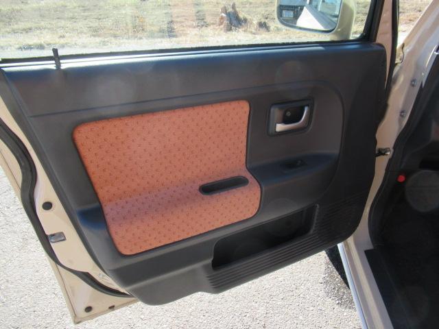 アルトラパン L ナビ ETC キーレス スペアキー 2ト-ンルーフ ドアバイザー 純正アルミ 車検令和9年1月17日 修復歴なし(39枚目)