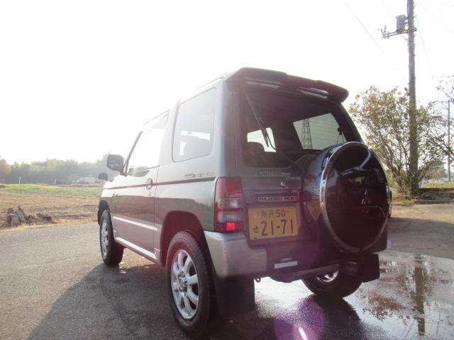 パジェロミニ ＶＲ－ＩＩ　５速ＭＴ　パートタイム４ＷＤ　ターボ　集中ドアロック　ドラレコ　ＥＴＣ　ドアバイザー　純正アルミ　ルーフレール　タイベル交換歴あり　車検令和８年１１月１１日　修復歴無し（13枚目）