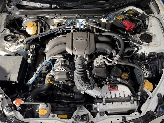 GR86 SZ カップカーベーシック OS技研スーパーLSD 2WAY 純正ロールケージ6点式プラスサイドバー 純正オイルクーラー 純正専用フロアマット モータースポーツベース車両(48枚目)