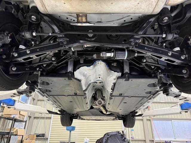 GR86 SZ カップカーベーシック OS技研スーパーLSD 2WAY 純正ロールケージ6点式プラスサイドバー 純正オイルクーラー 純正専用フロアマット モータースポーツベース車両(55枚目)