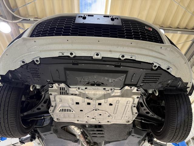 GR86 SZ カップカーベーシック OS技研スーパーLSD 2WAY 純正ロールケージ6点式プラスサイドバー 純正オイルクーラー 純正専用フロアマット モータースポーツベース車両(61枚目)