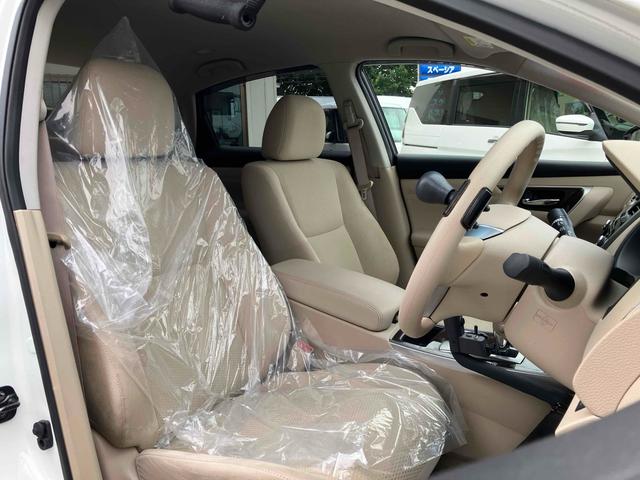 ティアナ ＸＥ　オートクルーズコントロール　全周囲カメラ　ナビ　アルミホイール　オートライト　ＣＶＴ　スマートキー　電動格納ミラー　盗難防止システム　ＣＤ　ＵＳＢ　ミュージックプレイヤー接続可　衝突安全ボディ　ＡＢＳ（47枚目）