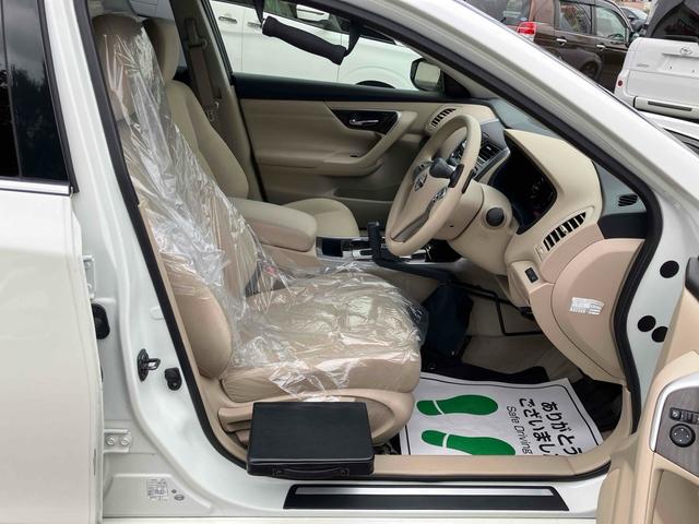 ティアナ ＸＥ　オートクルーズコントロール　全周囲カメラ　ナビ　アルミホイール　オートライト　ＣＶＴ　スマートキー　電動格納ミラー　盗難防止システム　ＣＤ　ＵＳＢ　ミュージックプレイヤー接続可　衝突安全ボディ　ＡＢＳ（57枚目）