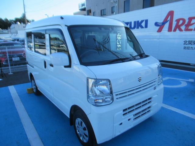 エブリイ ＰＣ　４ＷＤ　Ｉ－ＳＴＯＰ　ＴＶナビ　ＢＬＵＥＴＯＯＴＨ　電動格納式ミラー　ＤＶＤ再生　Ｗエアバッグ　キーレスエントリーシステム　オートハイビーム　ＥＴＣ付　前席パワーウインドウ　セキュリティーアラーム　ＳＤ（7枚目）