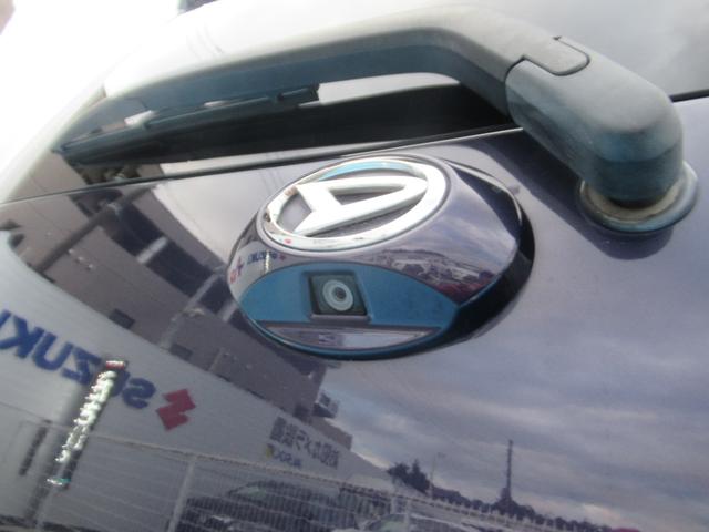 ムーヴ カスタム　Ｘリミテッド　アイドリングストップ付　メモリナビ　リアカメラ　イモビライザー　Ｗエアバック　ベンチ　電格ドアミラー　ナビテレビ　フルフラット　キーレス　ＰＳ　運転席エアバック　パワーウインドウ　ＡＢＳ　エアコン（17枚目）