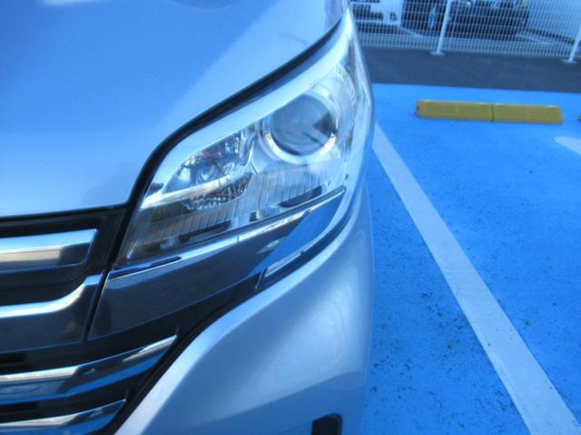 デイズルークス ハイウェイスター ターボ アランドビューカメラ 両側オートスライドD スマートキーPスタート 衝突安全ボディ ベンチシー bluetooth ESC フルフラットシート 地デジ フロントカメラ バックカメラ ドライブレコーダー(9枚目)