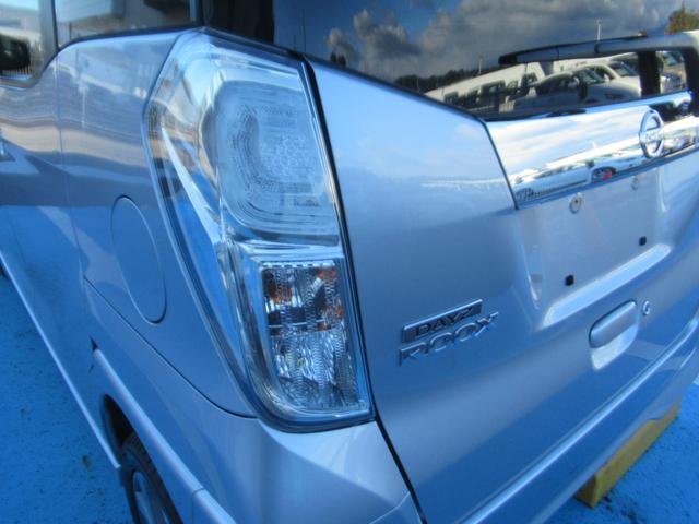 デイズルークス ハイウェイスター ターボ アランドビューカメラ 両側オートスライドD スマートキーPスタート 衝突安全ボディ ベンチシー bluetooth ESC フルフラットシート 地デジ フロントカメラ バックカメラ ドライブレコーダー(16枚目)