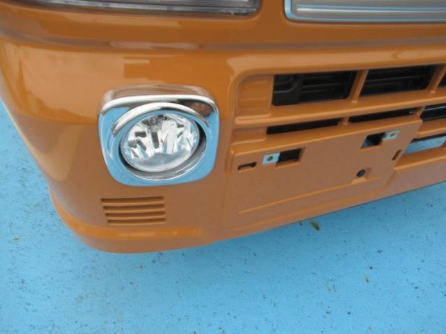 スーパーキャリイ Ｘ　電動ミラー　ダブルエアバッグ　運転席エアバック　パートタイム４ＷＤ　キーレスキー　盗難防止システム　アイドリングＳＴＯＰ　前席パワーウィンドウ　ＬＥＤライト　エアコンパワステ　ＰＳ　衝突安全ボディ（12枚目）