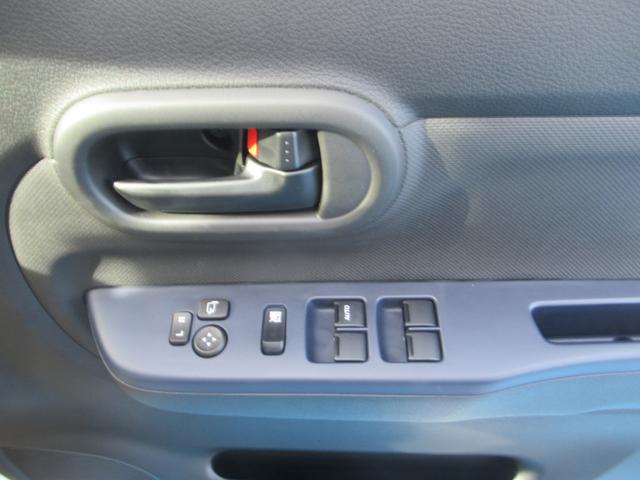 アルト L 運転席助手席エアバッグ 車線逸脱防止 キーレスリモコン シートヒータ Pセンサー 電動格納式ミラー 盗難警報装置 マニュアルエアコン パワーステアリング パワーウインドウ サイドエアバッグ エアバック(18枚目)