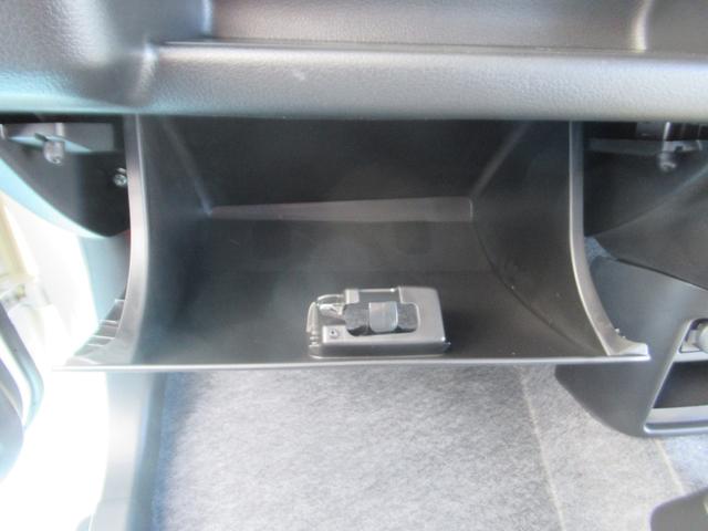 アルト L 運転席助手席エアバッグ 車線逸脱防止 キーレスリモコン シートヒータ Pセンサー 電動格納式ミラー 盗難警報装置 マニュアルエアコン パワーステアリング パワーウインドウ サイドエアバッグ エアバック(23枚目)