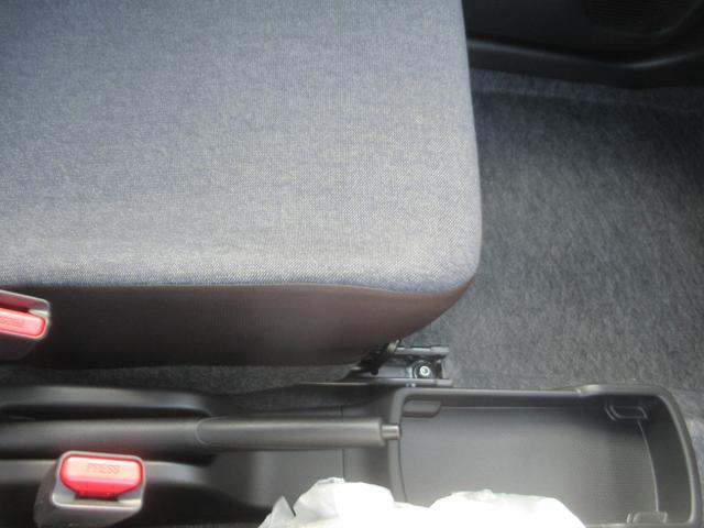 アルト L 運転席助手席エアバッグ 車線逸脱防止 キーレスリモコン シートヒータ Pセンサー 電動格納式ミラー 盗難警報装置 マニュアルエアコン パワーステアリング パワーウインドウ サイドエアバッグ エアバック(35枚目)