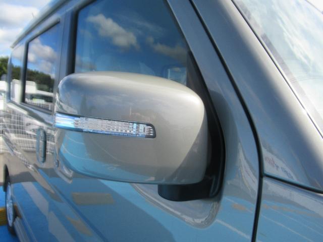 エブリイワゴン PZターボスペシャル 両側パワ-スライドドア LEDヘッドライト付き オートマチックハイビーム キーレススタートシステム Bソナー 運転席シートヒーター フルフラット ESC ブルートゥースオーディオ USB ベンチシート(13枚目)