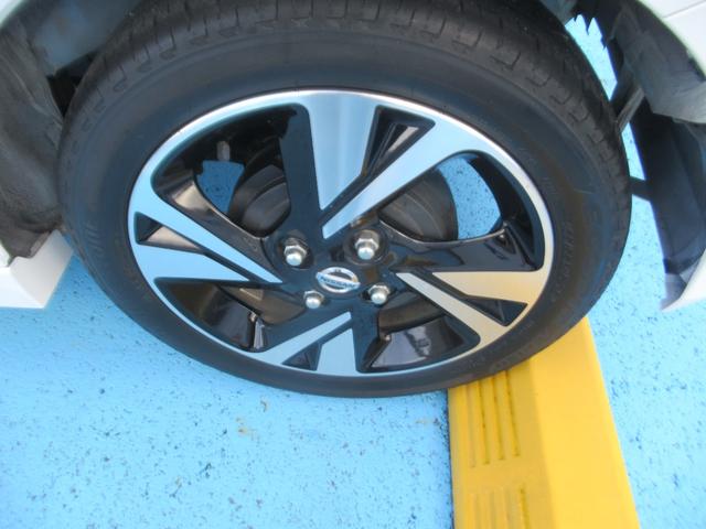 ルークス ハイウェイスター　Ｇターボプロパイロットエディション　ハイウェイスター　Ｇターボプロパイロットエディション（４名）　両側パワードア　アラウンドビュ　地デジテレビ　プリクラッシュセーフティー　電動格納式ドアミラー　コーナーソナー　レーンキープ　ベンチシート（15枚目）