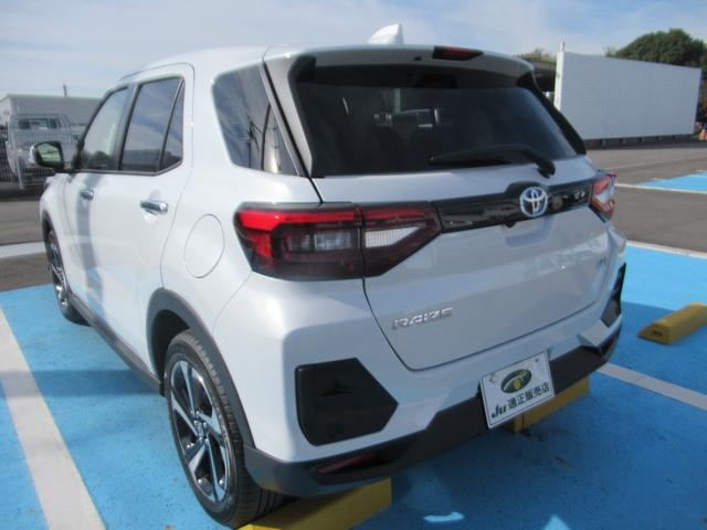 ライズ Ｚ　電動ミラー　マルチビューカメラ　Ｂｌｕｅｔｏｏｔｈ音楽　シートヒーター付き　衝突軽減Ｂ　衝突安全ボディ　Ｂカメラ　ＬＥＤライト　フルセグＴＶ付　クルーズコントロール　オートライト　スマートキー　ＡＣ（3枚目）