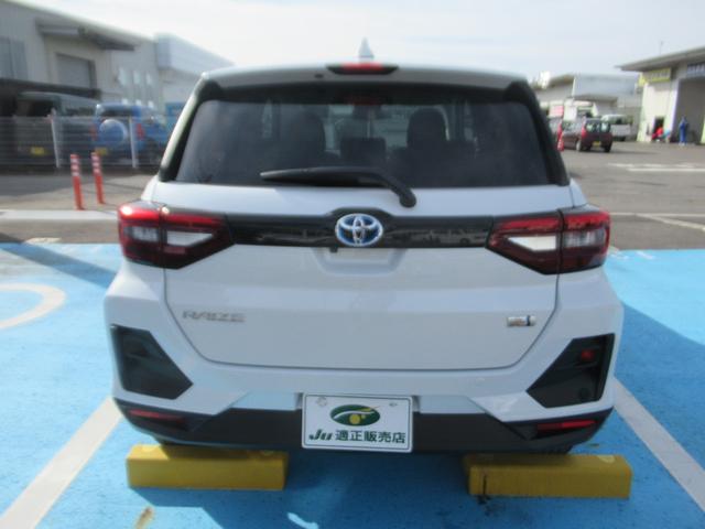 ライズ Ｚ　電動ミラー　マルチビューカメラ　Ｂｌｕｅｔｏｏｔｈ音楽　シートヒーター付き　衝突軽減Ｂ　衝突安全ボディ　Ｂカメラ　ＬＥＤライト　フルセグＴＶ付　クルーズコントロール　オートライト　スマートキー　ＡＣ（4枚目）