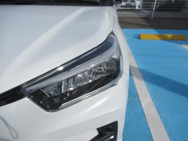 ライズ Ｚ　電動ミラー　マルチビューカメラ　Ｂｌｕｅｔｏｏｔｈ音楽　シートヒーター付き　衝突軽減Ｂ　衝突安全ボディ　Ｂカメラ　ＬＥＤライト　フルセグＴＶ付　クルーズコントロール　オートライト　スマートキー　ＡＣ（9枚目）