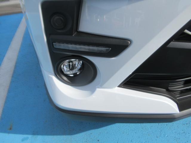 ライズ Ｚ　電動ミラー　マルチビューカメラ　Ｂｌｕｅｔｏｏｔｈ音楽　シートヒーター付き　衝突軽減Ｂ　衝突安全ボディ　Ｂカメラ　ＬＥＤライト　フルセグＴＶ付　クルーズコントロール　オートライト　スマートキー　ＡＣ（11枚目）