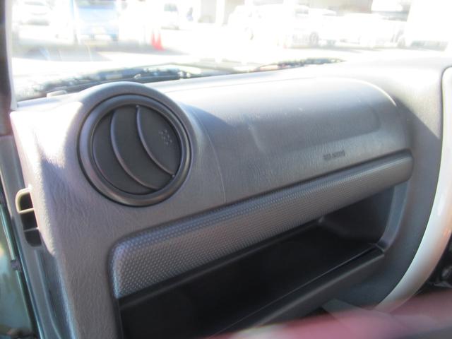 ジムニー ランドベンチャー　前席パワーウインドウ　助手席エアバック　運転席エアバッグ　４ＷＤ車　ワンセグ　キーレス付　ＰＳ　衝突安全ボディ　ＡＢＳ付　シートヒータ　ＳＤ　電動格納式ミラー　ＡＴエアコン　ＴＶ＆ナビ（25枚目）