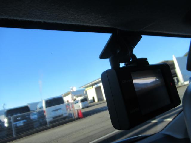 アルト Ｆ　セキュリティ　ダブルエアバック　安全ボディ　キーレスエントリーシステム　横滑防止　パワステ　運転席エアバッグ　ＡＣ　ＡＢＳ　ドライブレコーダー　パワーウインドー（31枚目）