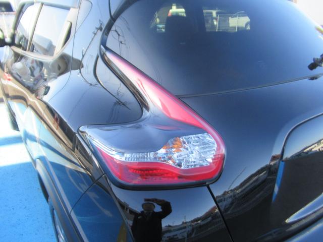 ジューク 16GT FOUR パーソナライゼーション バックカメラ ドライブレコーダー 盗難防止システム DVD再生 ETC ターボ 4WD スマートキー オートライト フルセグテレビ 全方位カメラ 衝突安全ボディ 衝突被害軽減システム SDナビ(18枚目)