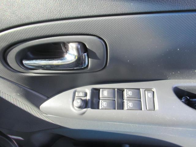 タント Ｇスペシャル　運転席助手席エアバック　盗難警報装置　パワーウィンド　運転席エアバッグ　安全ボディ　エアコン　ＡＢＳ　パワステ　電格ドアミラー（19枚目）