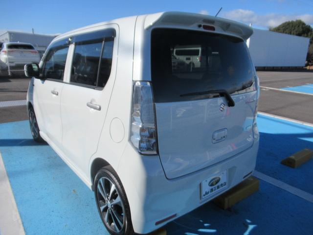 ワゴンＲ ２０周年記念車　４ＷＤ　軽減ブレーキ　セキュリティ　スマキー　ワンセグテレビ　電動格納式ドアミラー　Ｒカメラ　パワーウインドウ　Ｓヒーター　エアバック　ナビＴＶ　横滑り防止機能　パワステ　キーフリー　フルオートエアコン（3枚目）