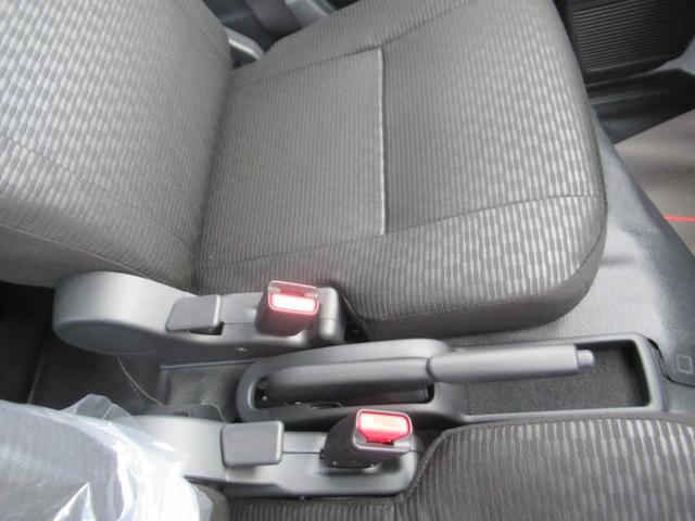 ハイゼットカーゴ ＤＸ　４ＷＤ　踏み間違い防止　Ｗエアバック　セキュリティアラーム　前席パワーウィンドウ　切替４ＷＤ　両側スライドドア　オートライト　エアコン　運転席エアバッグ　パワーステアリング　ＡＢＳ　コーナーセンサ（35枚目）