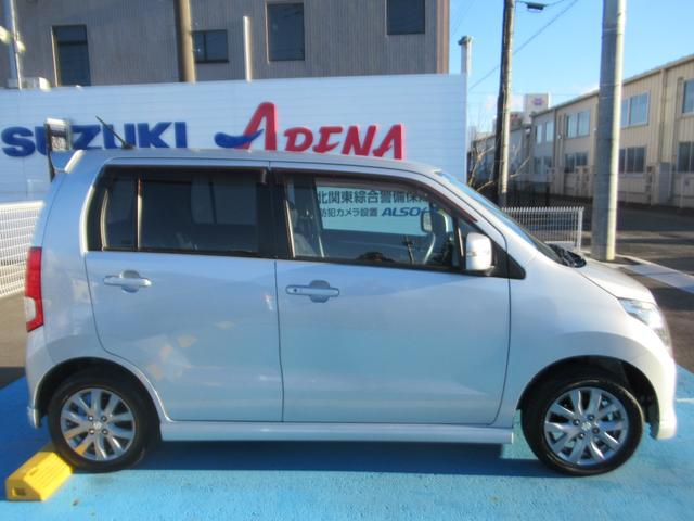 ワゴンＲ リミテッドＩＩ　ナビ・ＴＶ　ダブルエアバッグ　ＥＴＣ車載器　運転席エアバック　パワーウインドウ　パワステ　ワンセグ　イモビライザー　ＡＡＣ　ＡＢＳ　電動格納ドアミラー　衝突安全ボディ　オートライト（6枚目）