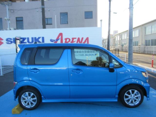 ワゴンＲ ハイブリッドＦＺ　アイドルストップ　ＢＬＵＥＴＯＯＴＨ　シートヒー　ＰＳ　ＰＷ　盗難防止　ＳＲＳ　オートマチックハイビーム　ＤＶＤ　ＬＥＤライト　ＷエアＢ　スマートキー　フルフラット　横滑り防止　フロントベンチシート（7枚目）