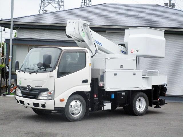 デュトロ 　アイチ　１０ｍ　高所作業車　ＳＨ１０Ａ　サブバッテリー　第三ブームＦＲＰ加工　ブーム自動格納　坂道発進補助装置　横滑り防止装置（2枚目）