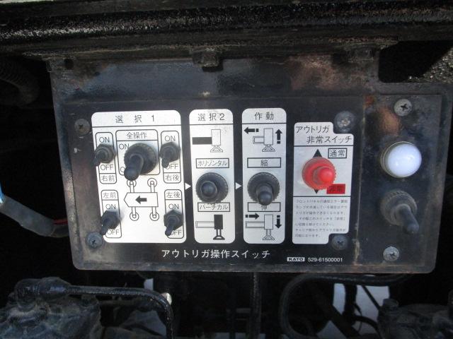 日本 　カトウ　１３ｔ　ラフタークレーン　ＭＲ１３０Ｒｉ（73枚目）