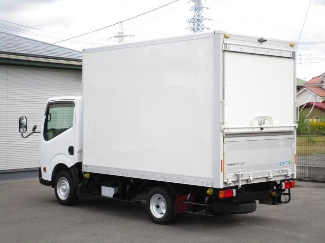 アトラストラック 　日本トレクス・内寸（約）３０３－１６６－１９８ｃｍ・１２５０ｋｇ積載・ラッシングレール２段・バックモニター（3枚目）