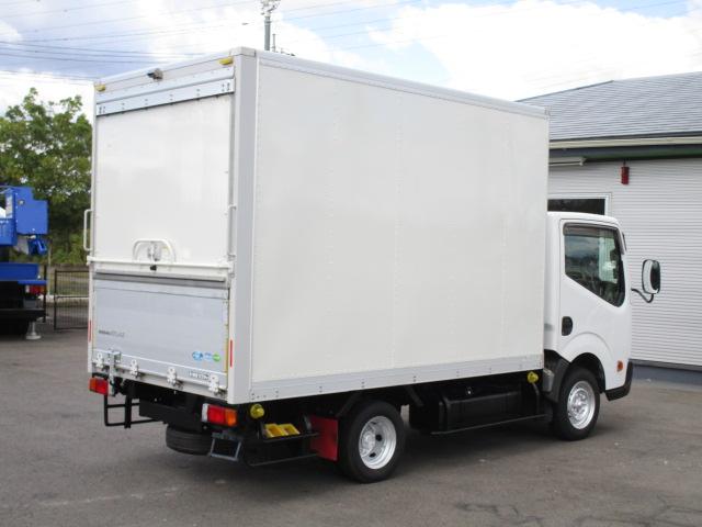 アトラストラック 　日本トレクス・内寸（約）３０３－１６６－１９８ｃｍ・１２５０ｋｇ積載・ラッシングレール２段・バックモニター（4枚目）
