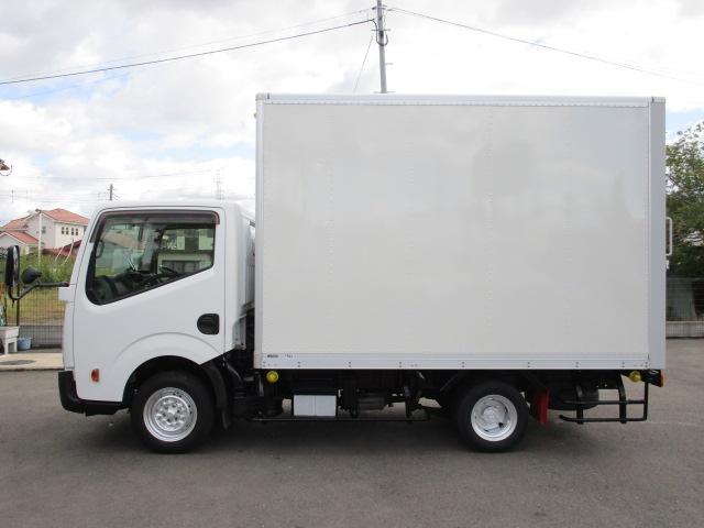アトラストラック 　日本トレクス・内寸（約）３０３－１６６－１９８ｃｍ・１２５０ｋｇ積載・ラッシングレール２段・バックモニター（8枚目）