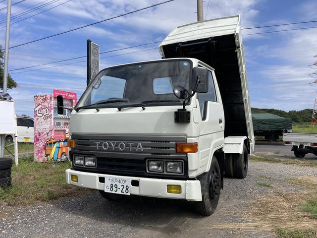 ダンプ　トラック　積載量２０００ＫＧ　ダンプ　ローダー　ＭＴ　後輪ダブル(9枚目)