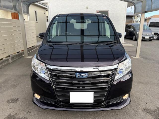 ノア ハイブリッドＧ　禁煙車　純正９インチナビ　ＴＶ　Ｂｌｕｅｔｏｏｔｈ　バックカメラ　ＥＴＣ　デジタルインナーミラー　前後ドラレコ　左側パワースライドドア　前席シートヒーター　ＬＥＤヘッドライト　フロント／リヤエアコン（2枚目）